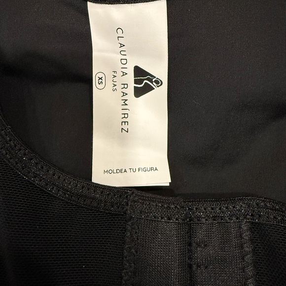 CLAUDIA RAMIREZ Fajas Black Shapewear Bodysuit with Lace Trim - Picture 10 of 10